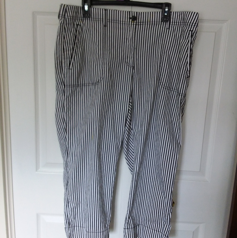 Chico's  pants black and white strip sz 3 or 16